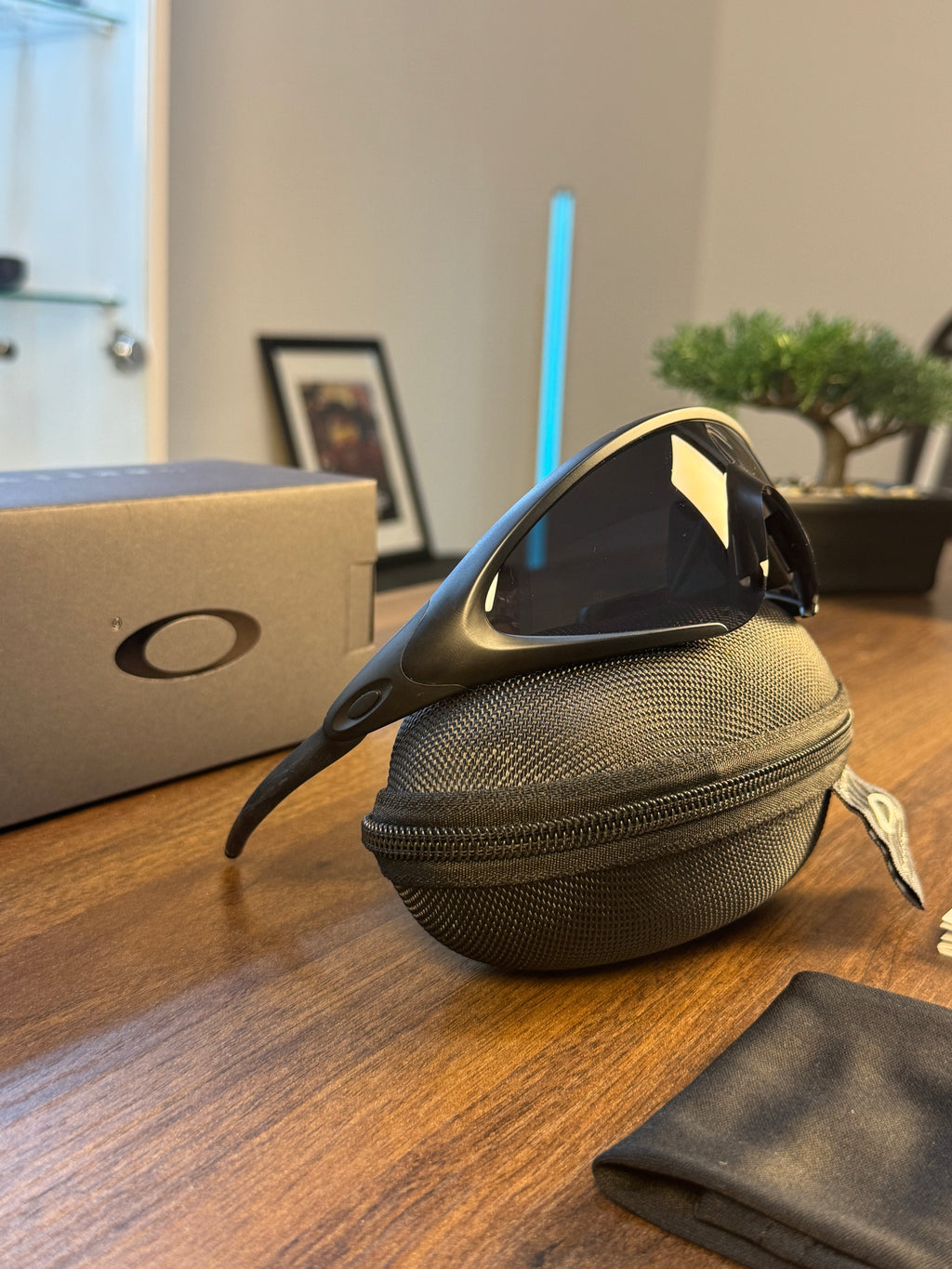 Oakley Ellipse