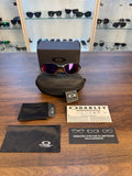 Oakley Minute