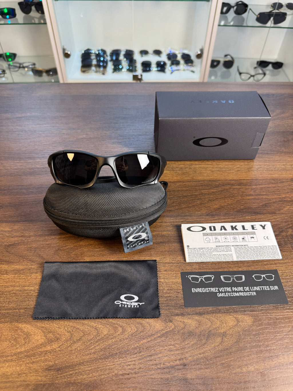 Oakley Pitboss