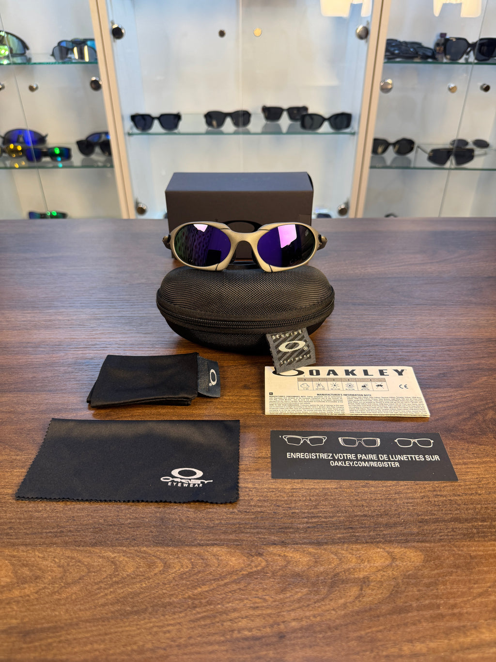 Oakley Romeo
