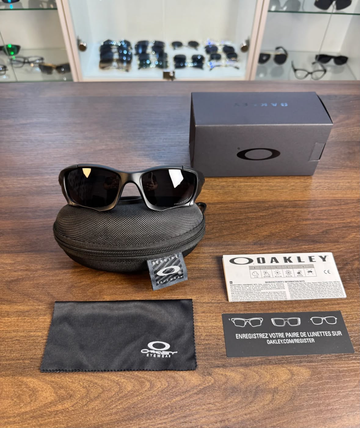 Oakley Pitboss