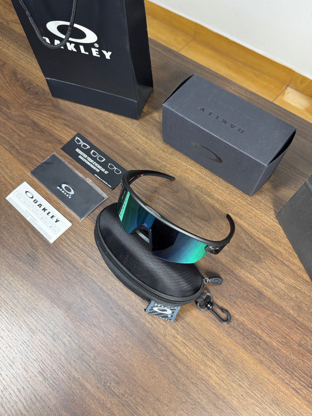 Oakley Sphaera