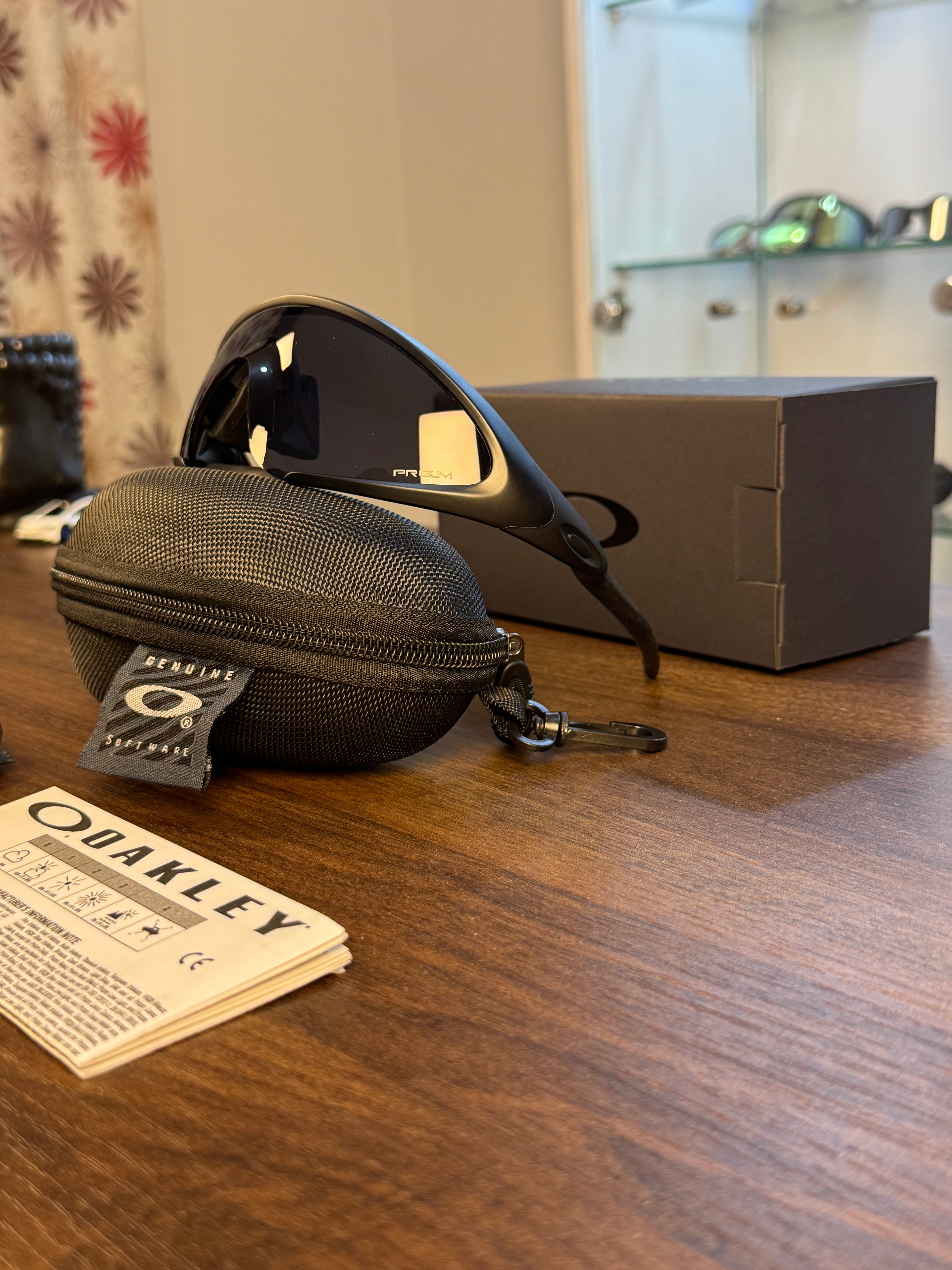 Oakley Ellipse