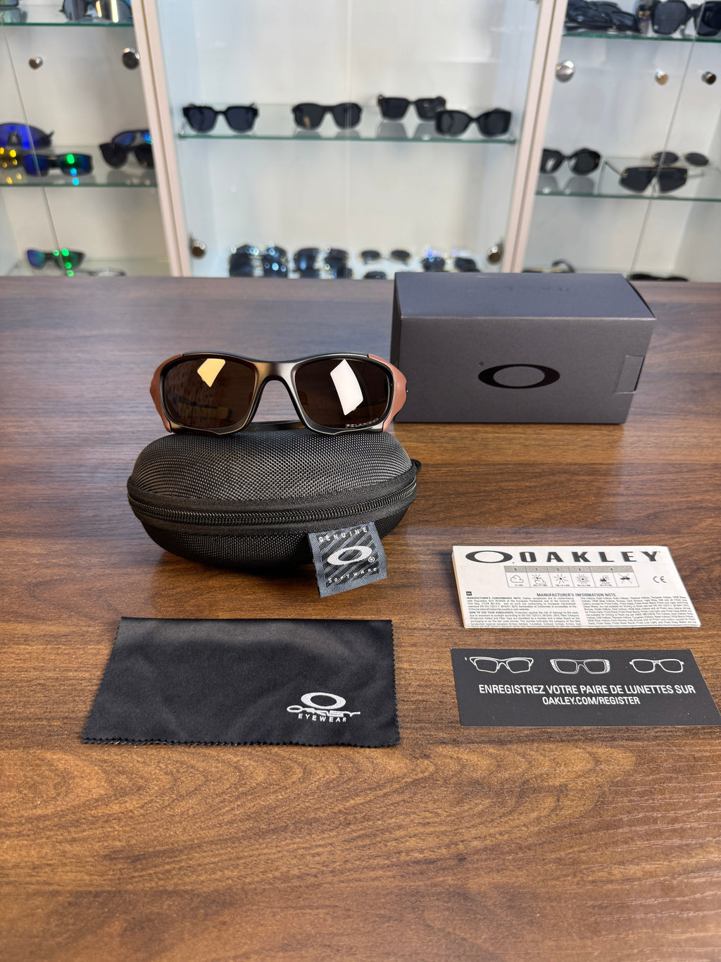 Oakley Pitboss