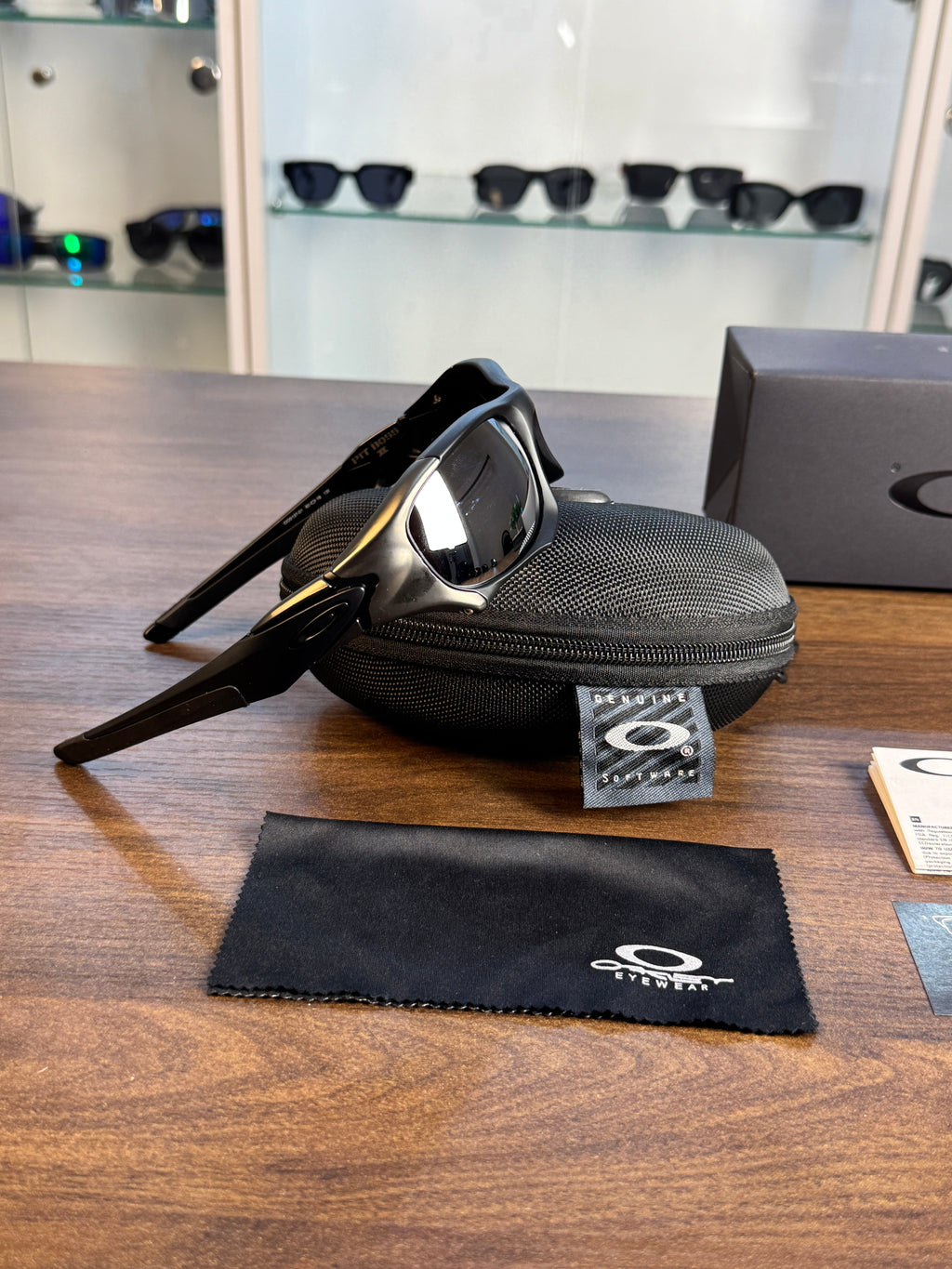 Oakley Pitboss