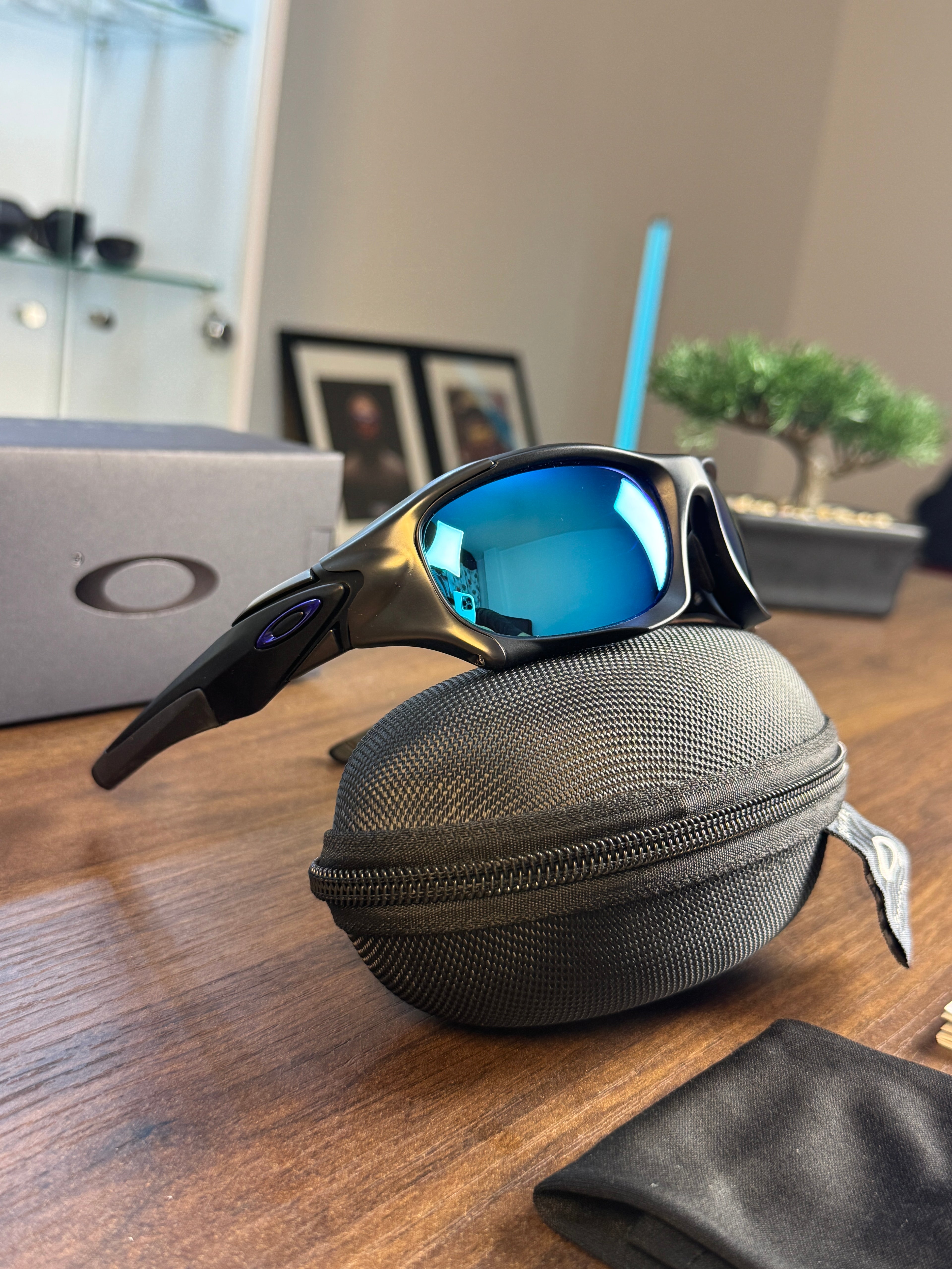 Oakley Pitboss