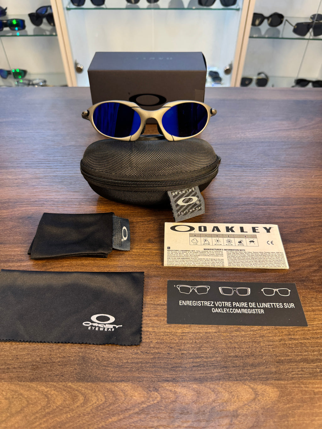 Oakley Romeo
