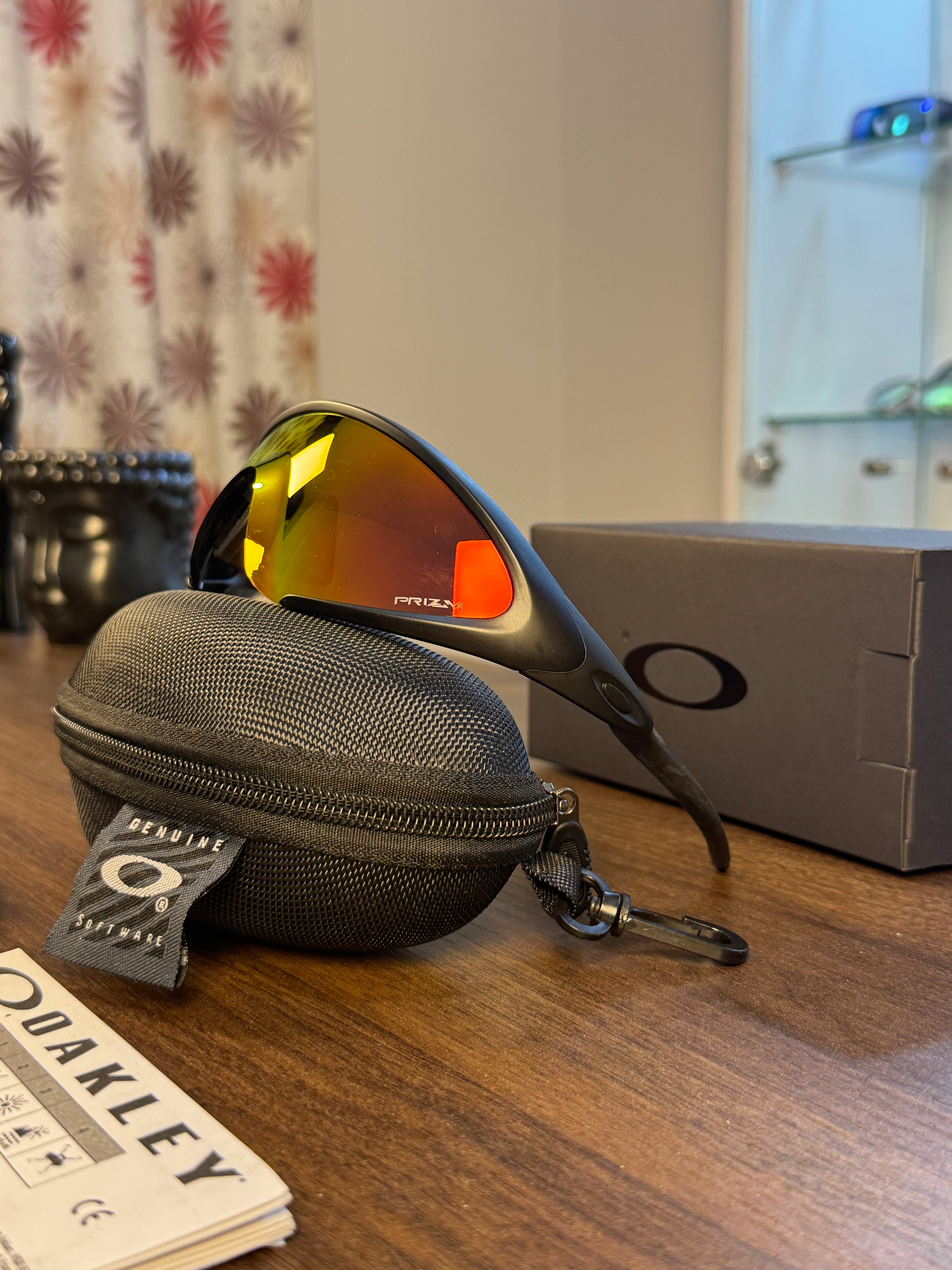 Oakley Ellipse