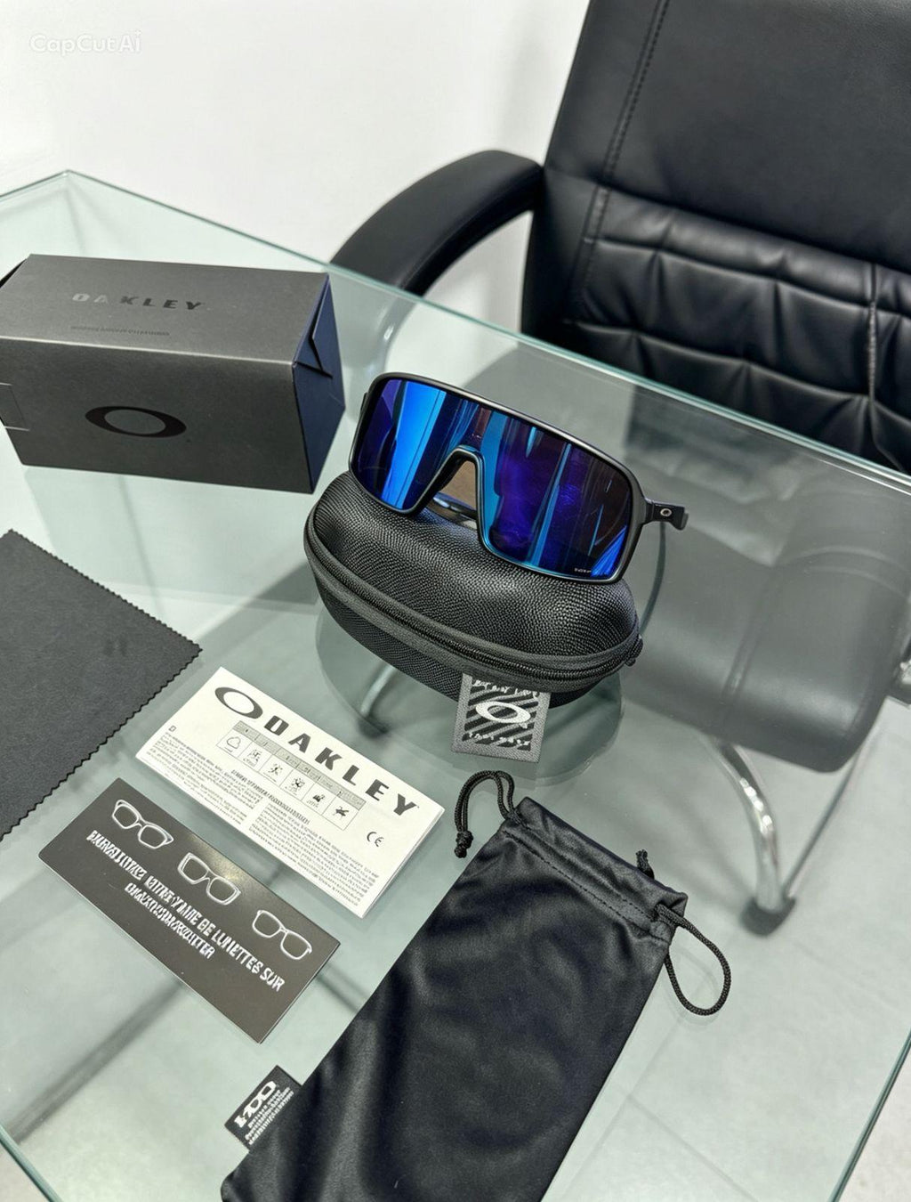 OAKLEY SUTRO